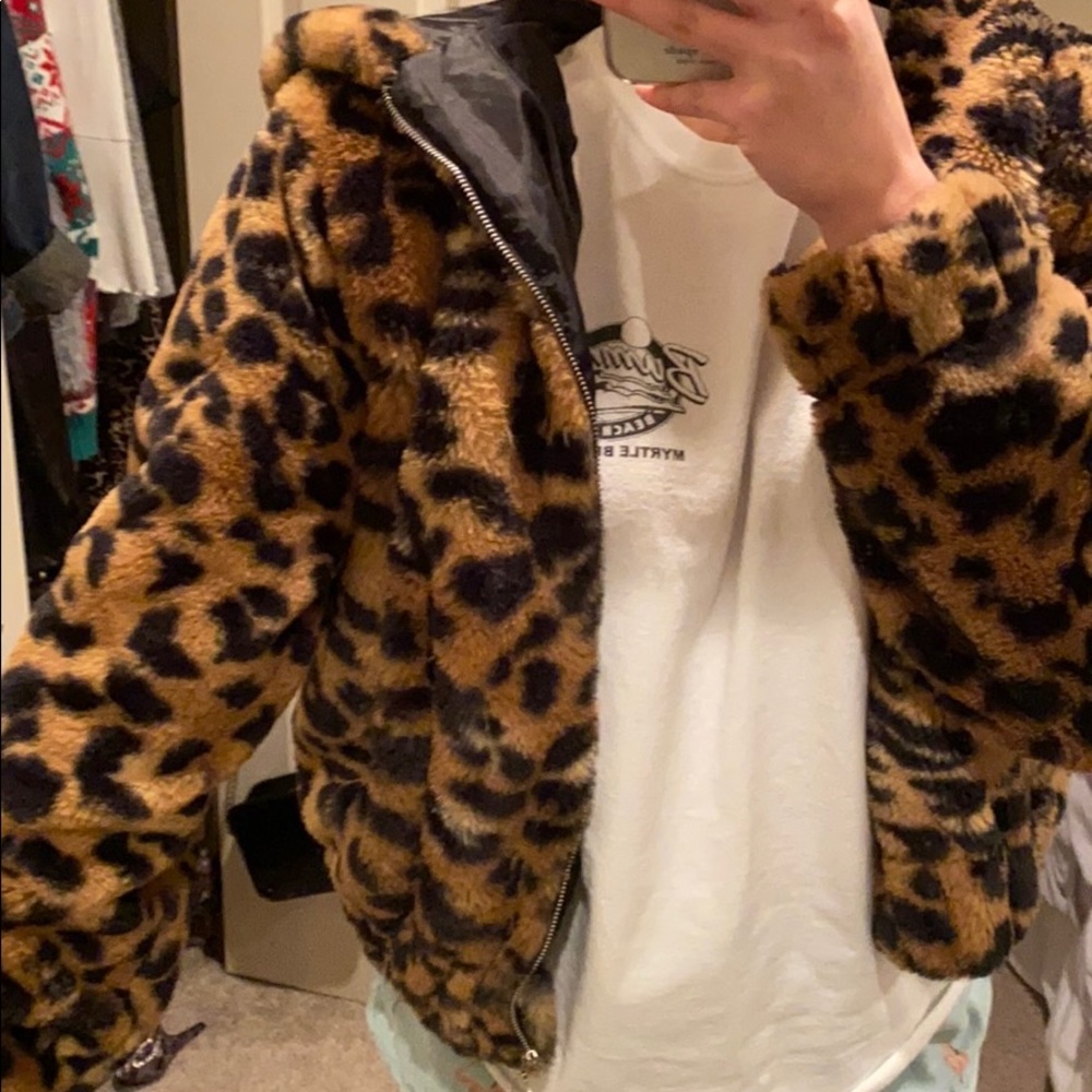 Leopard print faux fur coat - Picture 3 of 3